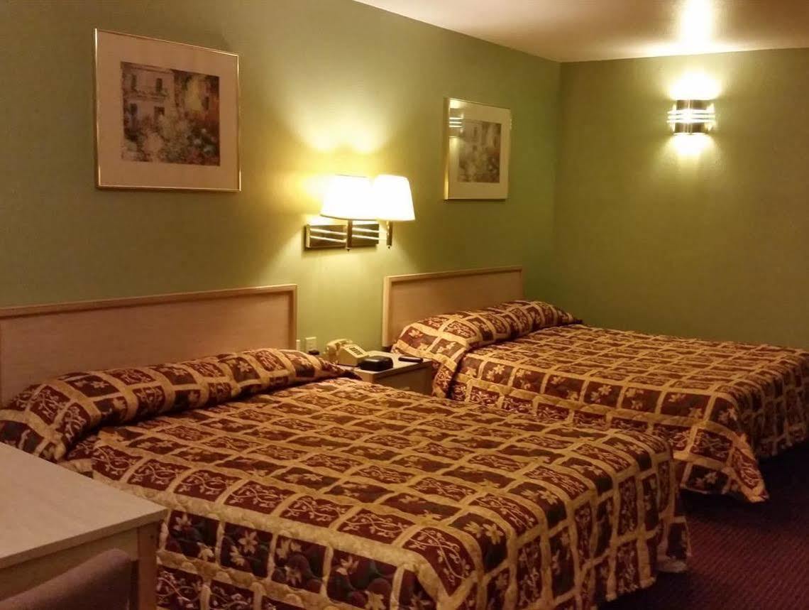 Garden Inn & Suites Hebbronville エクステリア 写真